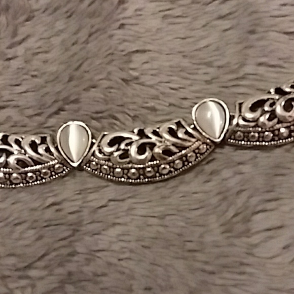 Lace filigree necklace in silver, choker - Picture 2 of 2